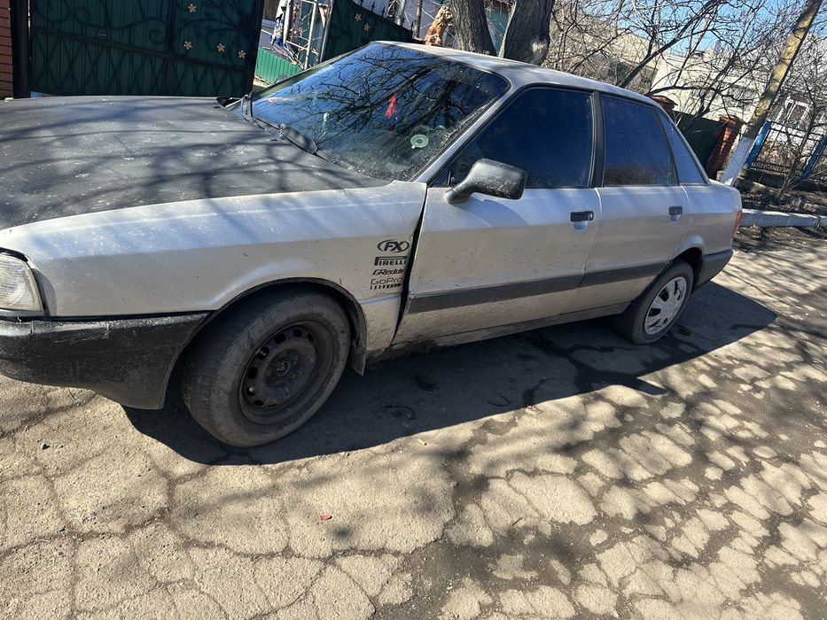 Продам ауді 80 на повному ходу