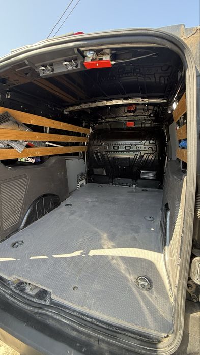 Ford transit connect 3Lug Longa