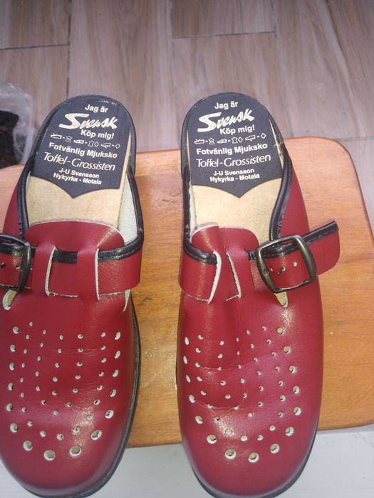 Buty  czerwone skóra