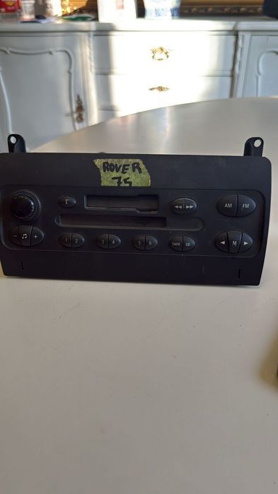 Auto Rádio Rover 75