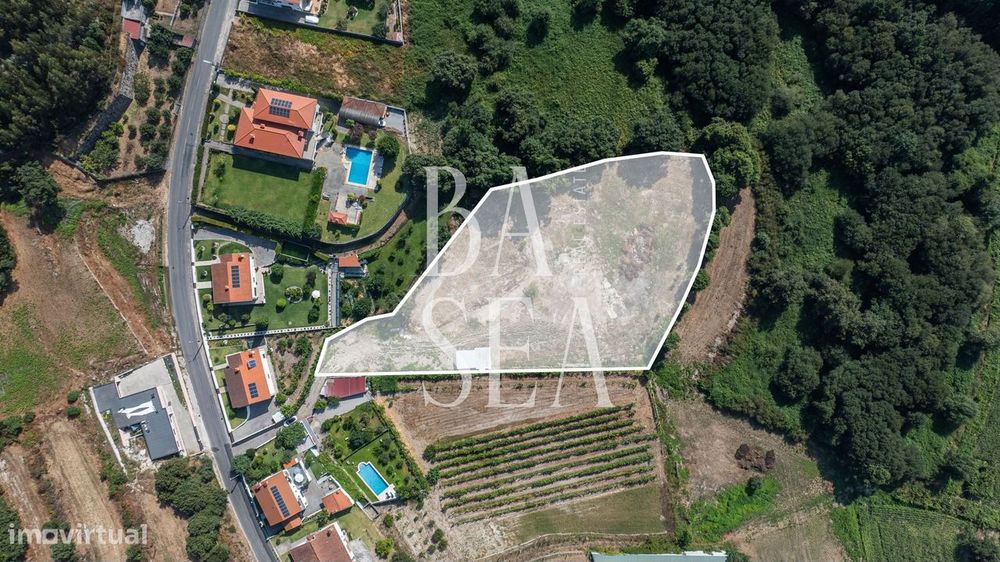 Terreno agrícola com 6044m2 em Semelhe, Braga.