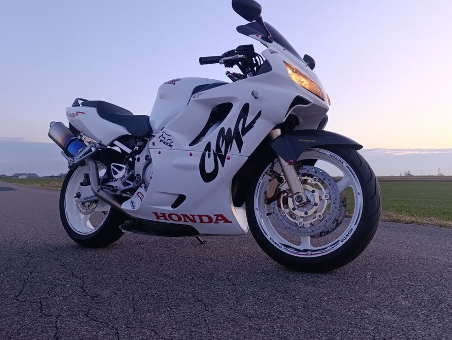 Honda CBR 600 F4i