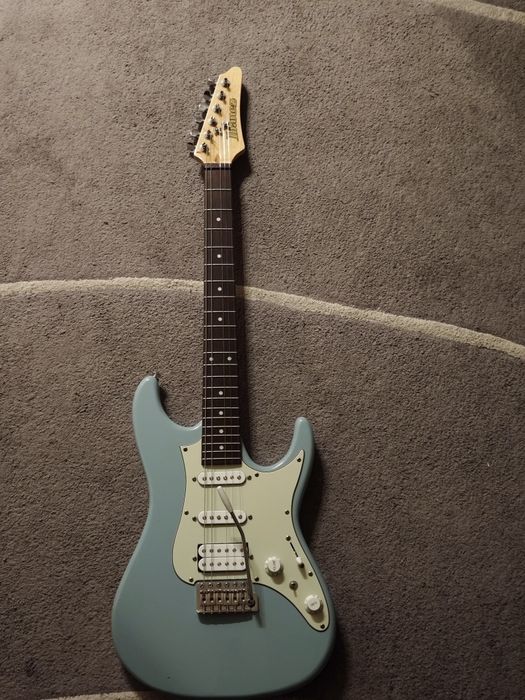 Ibanez azes40-prb