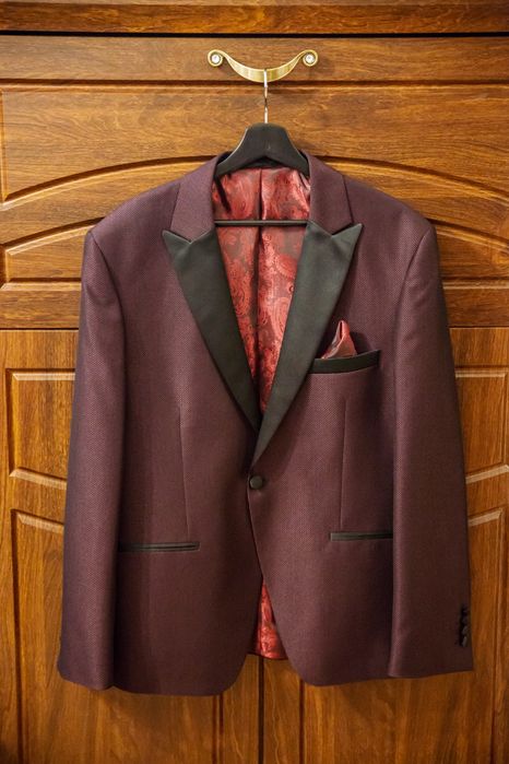 Garnitur ślubny bordowy