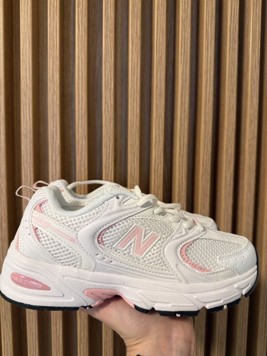 Buty New Balance 530 bialo rozowe 37