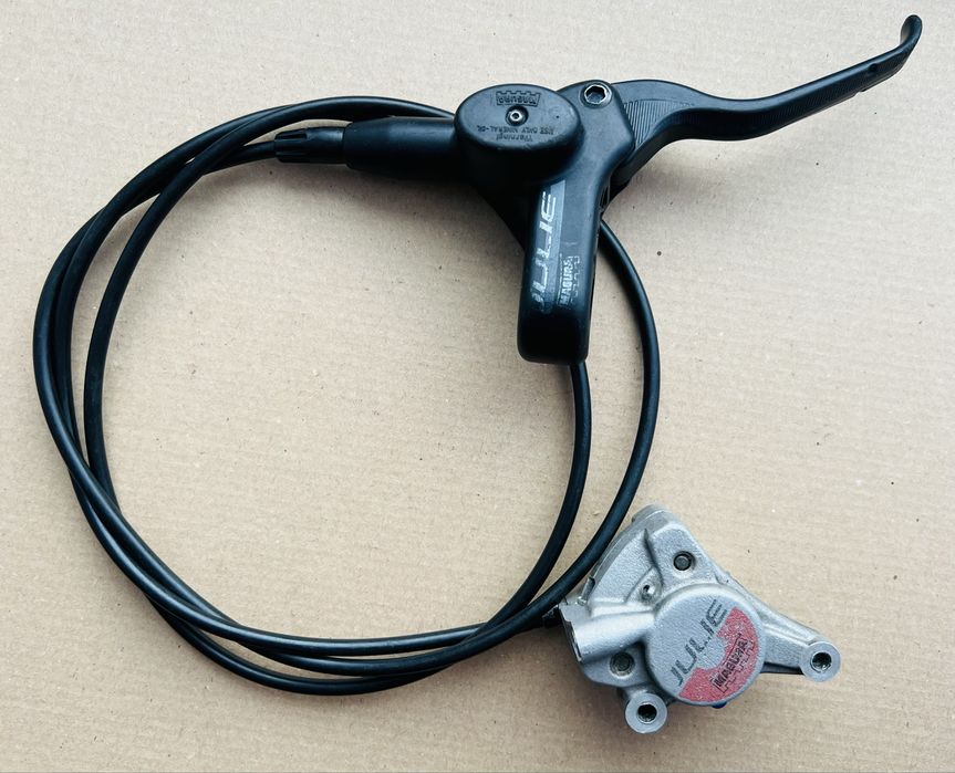 Hamulec hydrauliczny tarczowy MAGURA JULIE Klamka Prawa Zacisk tył 137