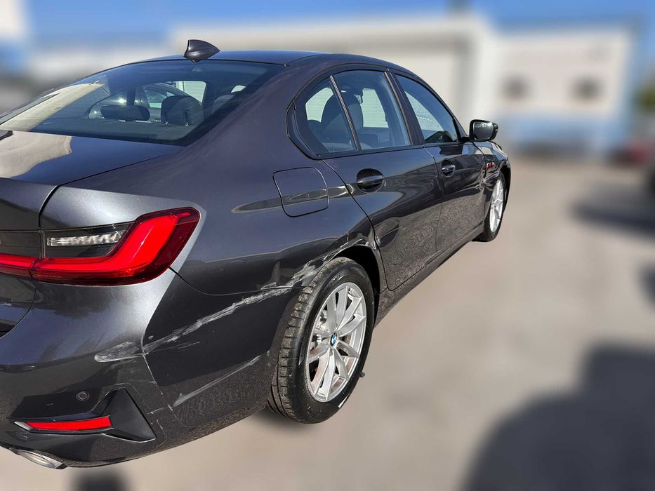 BMW 330 e Plug-in-Hybrid 292 cv  215 kW de 2019 Salvado