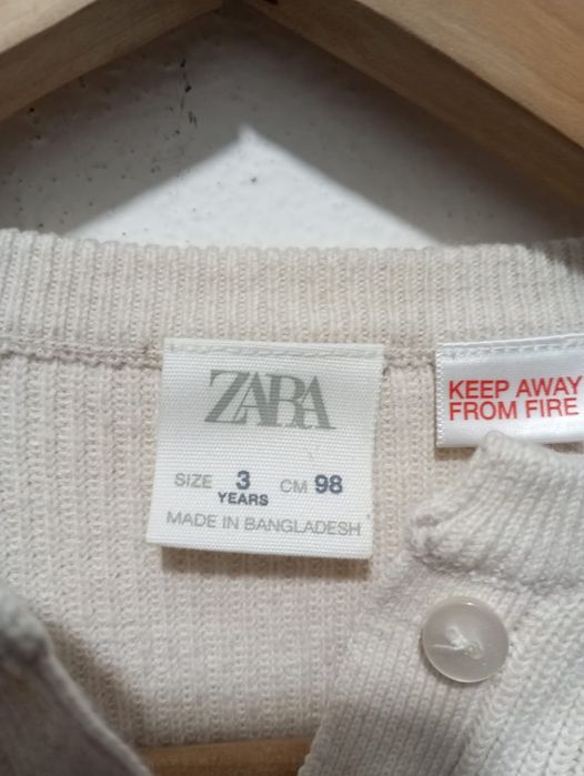 Camisola Zara Tamanho 3 Anos