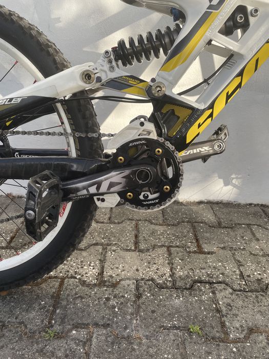 Scott gambler dh10 downhill