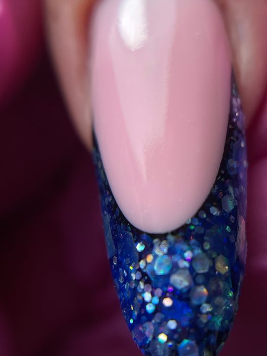 Bezplatne szkolenie unijne stylizacja paznokci i makijaz