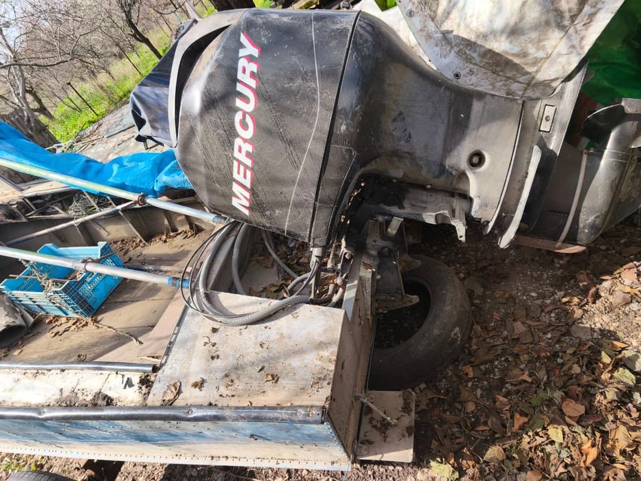 Продам прогрес 4 с мотором меркурии 115(фулл комплект)