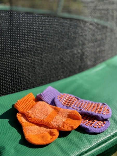 Батут WCG 305 см із внутрішньою захисною сіткою та LED підсвіткою 10FT