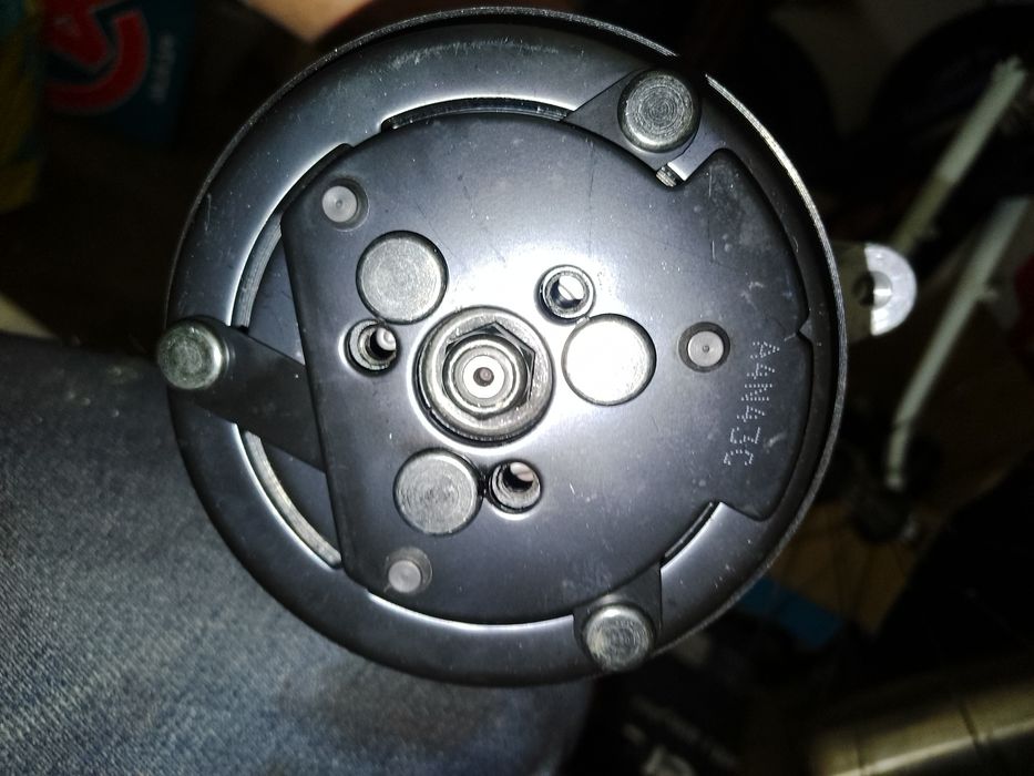 SD7B10  A/C Compressor  VW SEAT Skoda