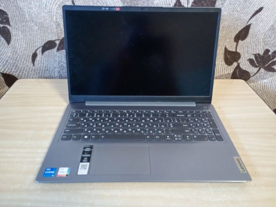 Ноутбук Lenovo IdeaPad 3 15IAU7 Arctic Grey / 15.6" IPS