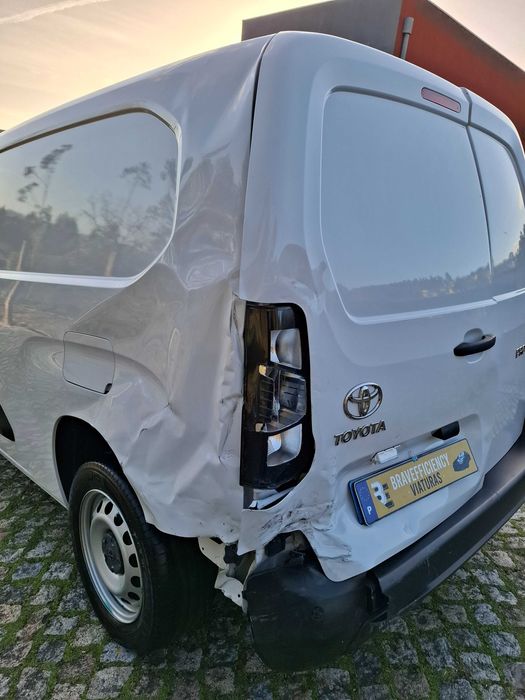 Toyota Proace Longa 45 Mil kms Nacional  de 2023  COM IVA DEDUTIVEL