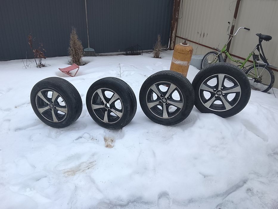 Диски колесные,R14, стояли на автомобиле Ваз 2110