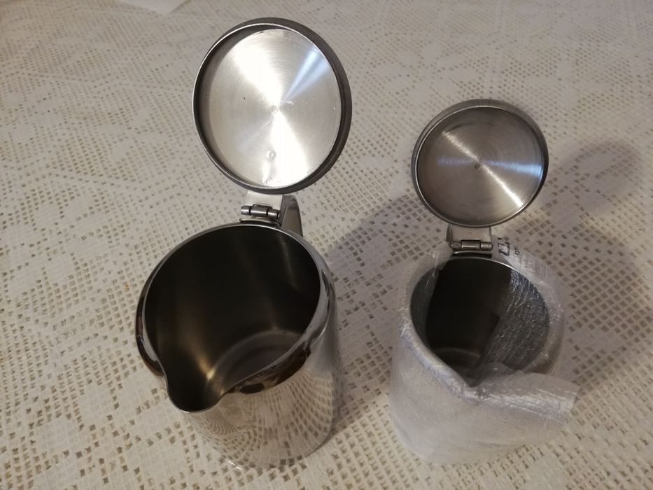 Chaleiras/Cafeteiras inox para cha leite etc NOVAS