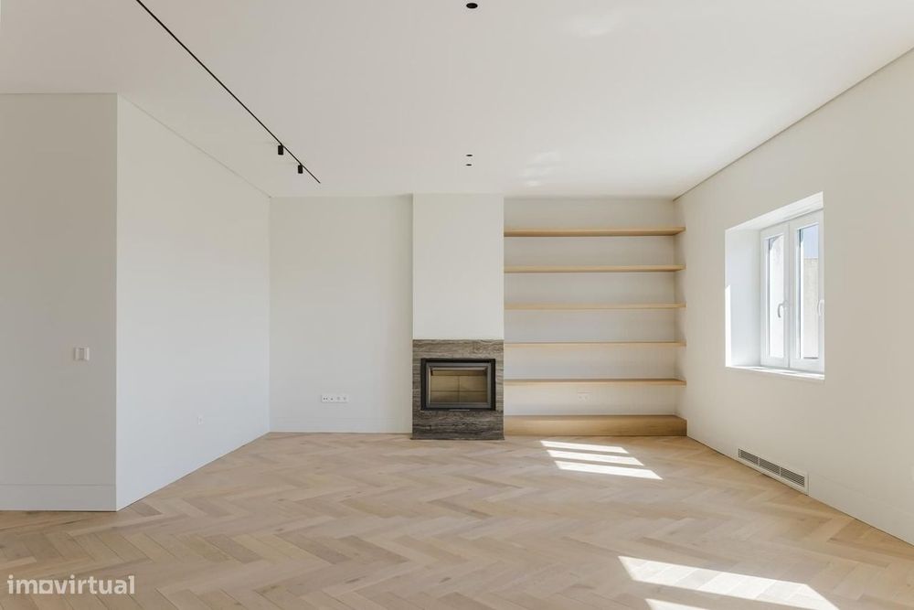 Penthouse T5 com vista, Campo Mártires da Pátria, Lisboa
