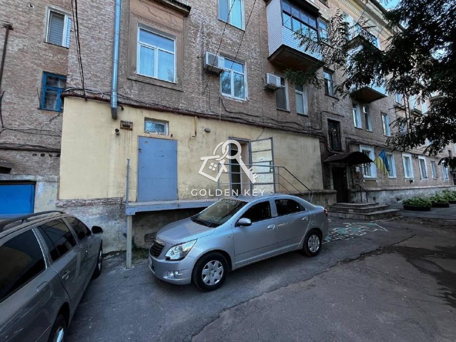 Продаж комерційної нерухомості, (офіс) Гірник, Пруди