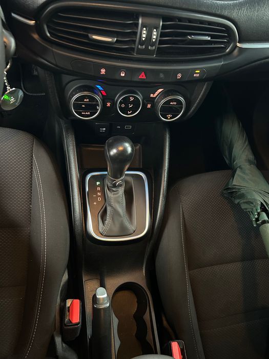 Carro Fiat Tipo Branco