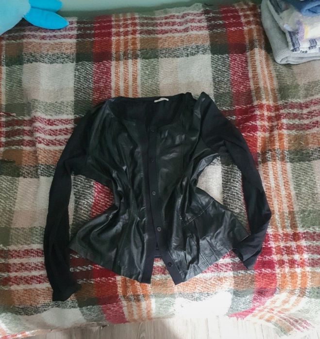 Czarna Bluzka Intimissimi