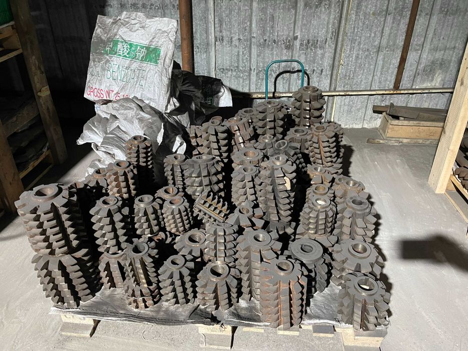 Продам модульні червячні фрези, торцеві фрези, дискові фрези б/у