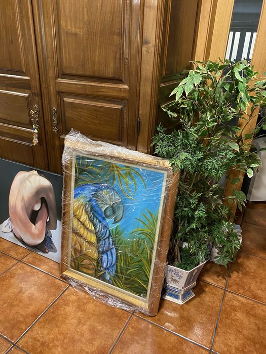 Grande quadro a oleo! Assinado pela artista! Moldura com folha em ouro!
