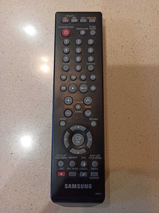 Televisão SAMSUNG 67 cm (26'')