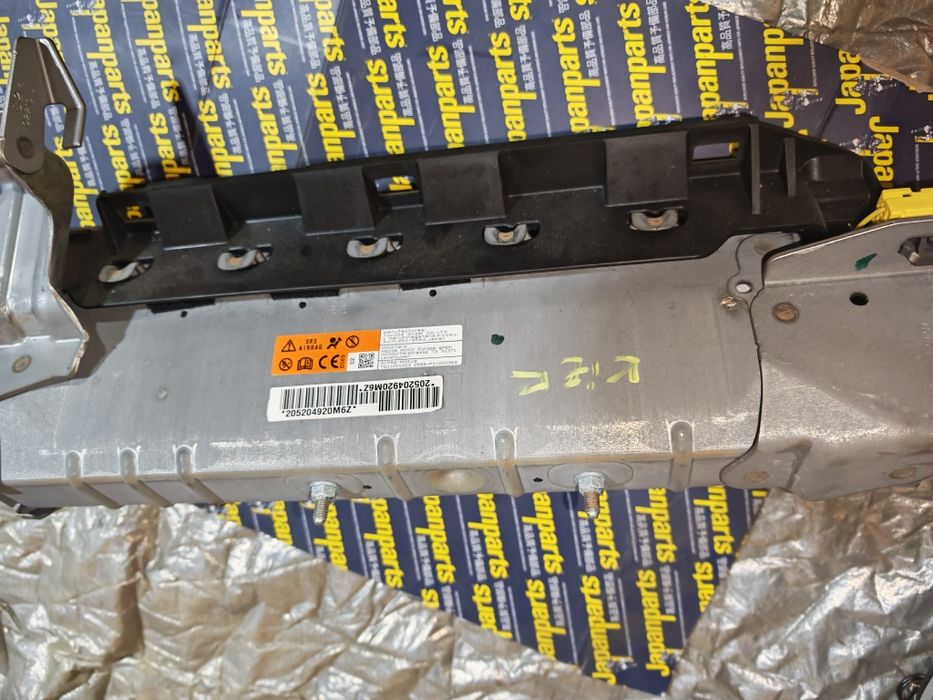 Deska mazda cx30 pasy poduszki