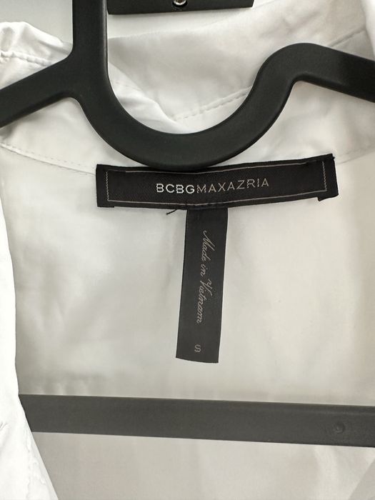Biala klasyczna koszula bcbg maxazaria