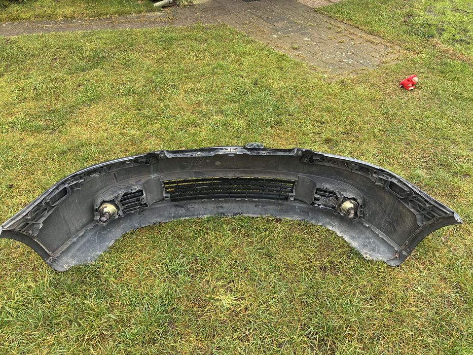 Zderzaki golf 5 1.9 tdi