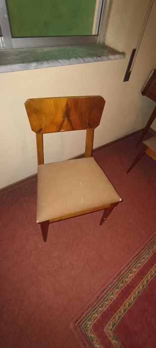 Mobília de quarto vinrage em razoável estado