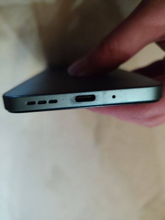 Telemóvel Xiaomi Redmi 13 C (Em Bom Estado)