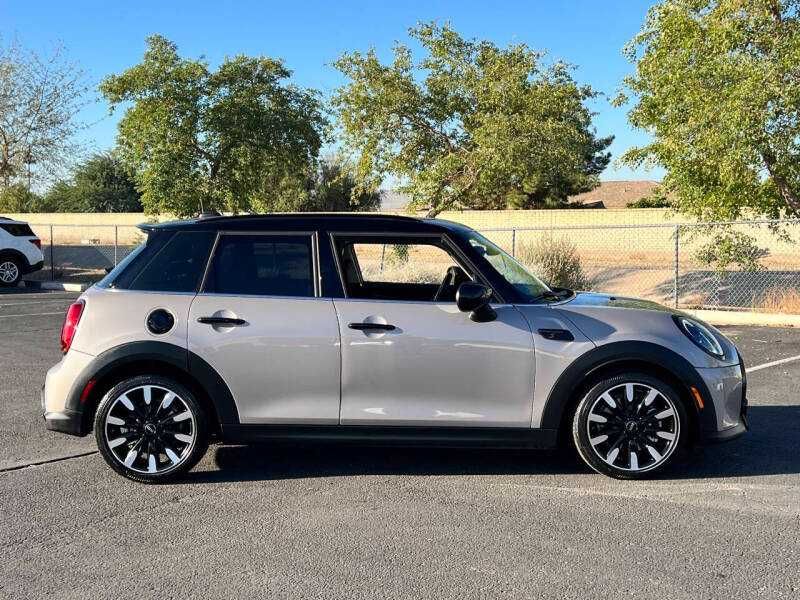 2022 MINI Hardtop 4 Door