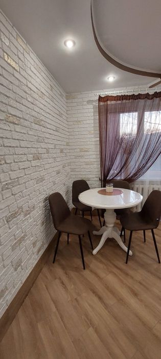 Продається 2 к кв вул. Г.Крут