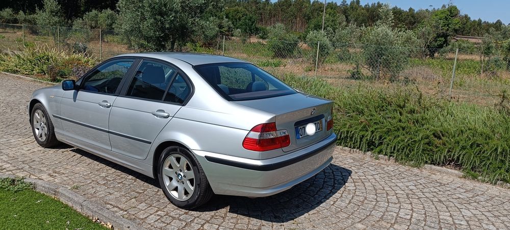 BMW 320 — fotografia 5