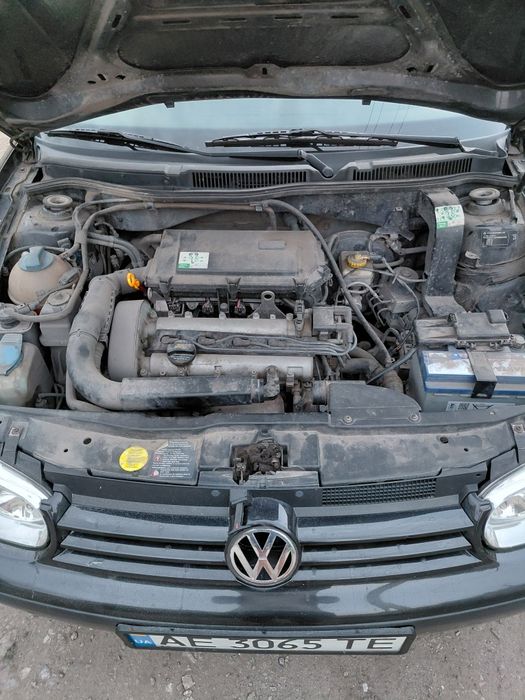 Volkswagen Golf 2000 1.4
