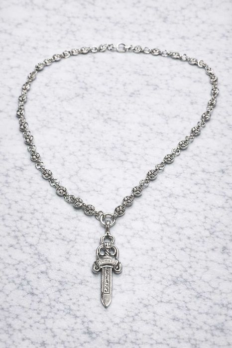 Naszyjnik miecz 60cm – gothic opium luxury