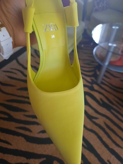 Buty damskie szpilki  Zara limonka 38 nowe