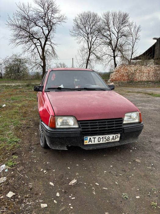 Продам Опель кадет