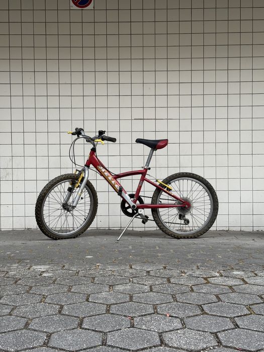 Bicicleta de criança 20” em bom estado – pronta a andar