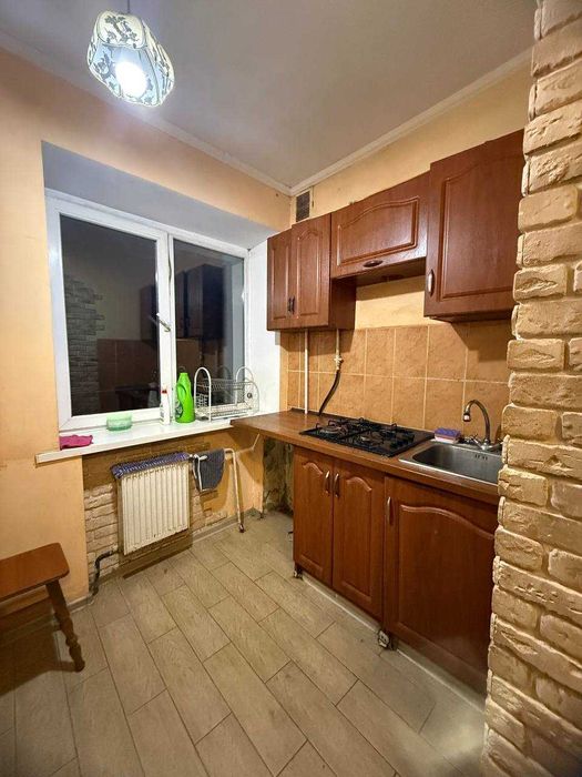 Продаж однокімнатної квартири на вул. Любечська