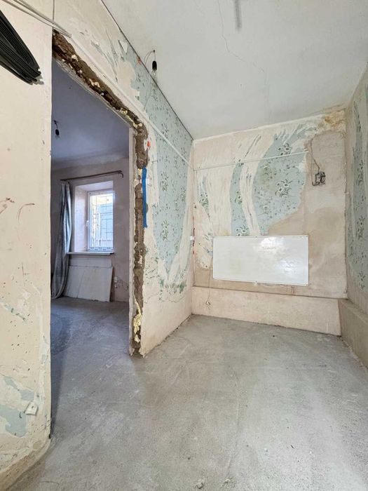 Половина будинку- ближня Олексіївка