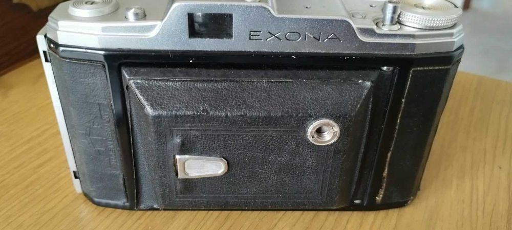 Máquina Fotográfica EXONA Vintage – Anos 1950 – Rara Peça de Coleção