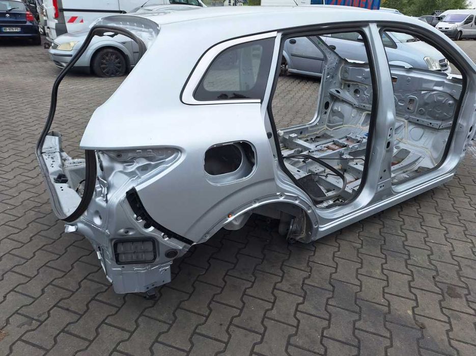 Четверть Renault Kadjar крило кузов разборка