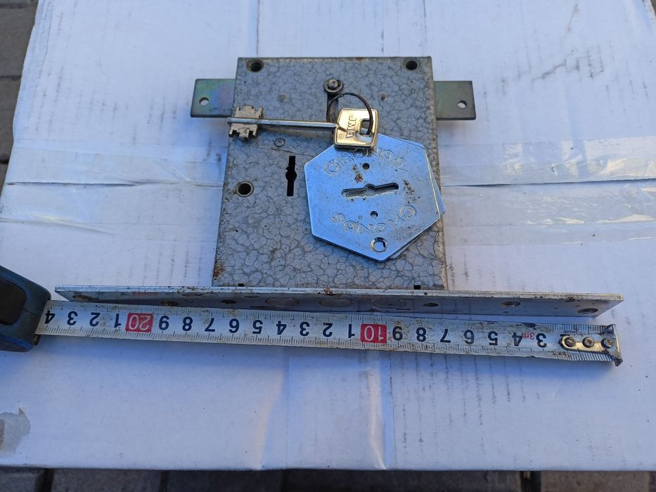 Замок на броньовані двері,Cronos