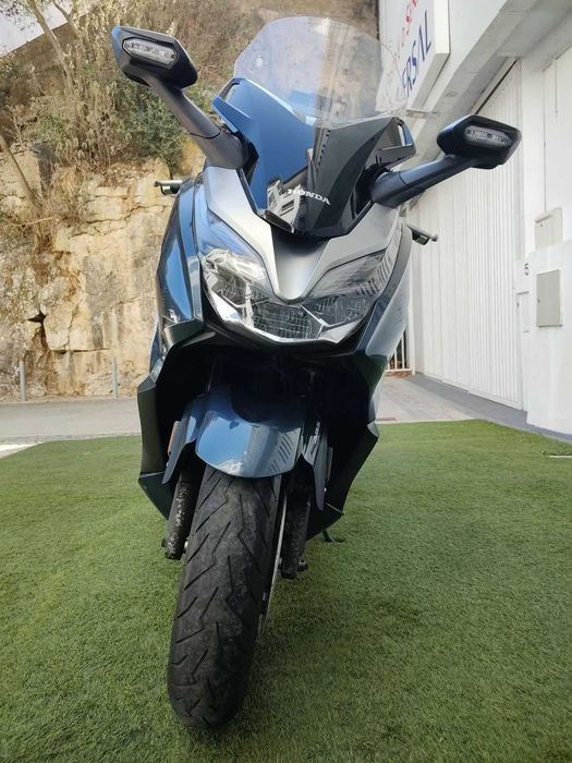 Mota Honda Forza 300