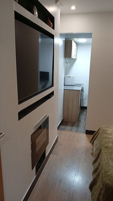 T0 / quarto e sala Queluz