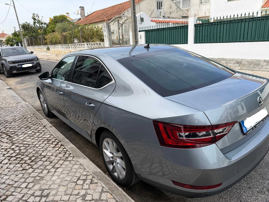 Skoda Superb 2.0 TDI 150cv | 2019 | Diesel | Excelente Estado — photo 3