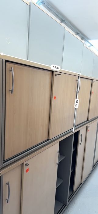 Szafka regalowa , zamykana ,drzwi suwane, uzywane  Poleasingowe